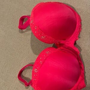 Victoria's Secret Red Lace Underwire Bra